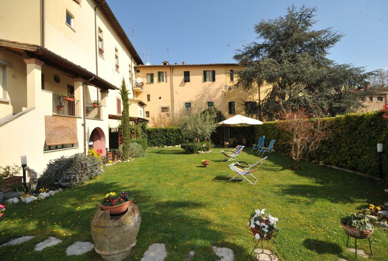 Residence Le Gagli Arde Arezzo Buitenkant foto