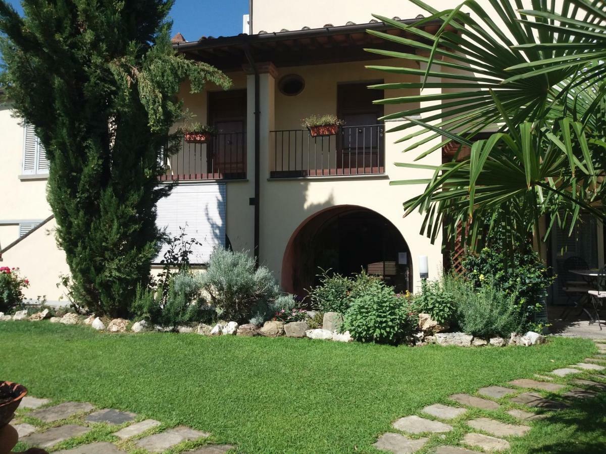 Residence Le Gagli Arde Arezzo Buitenkant foto
